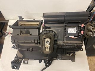 bontott TOYOTA YARIS Fűtés Box