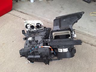 bontott TOYOTA YARIS Fűtés Box