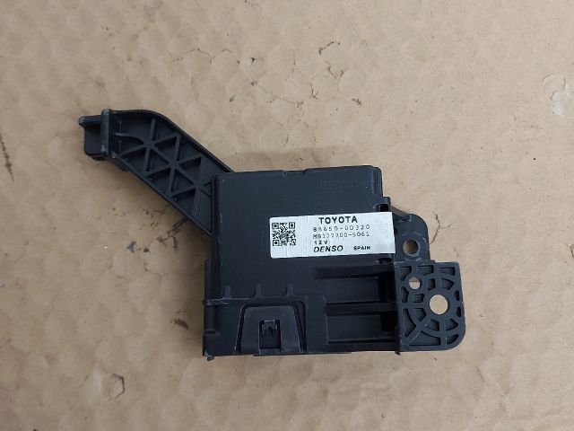 bontott TOYOTA YARIS Fűtés Vezérlő Modul