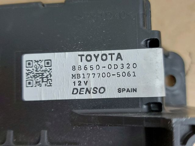 bontott TOYOTA YARIS Fűtés Vezérlő Modul