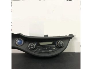bontott TOYOTA YARIS Fűtéskapcsoló (digit klímás)
