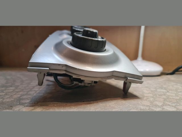 bontott TOYOTA YARIS Fűtéskapcsoló (manuális klímás)