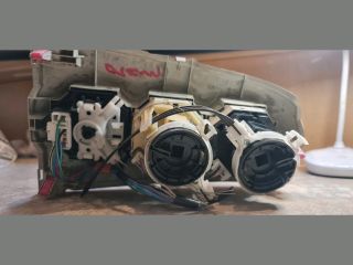 bontott TOYOTA YARIS Fűtéskapcsoló (manuális klímás)