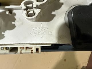 bontott TOYOTA YARIS Fűtéskapcsoló (manuális klímás)