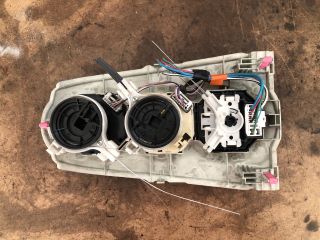 bontott TOYOTA YARIS Fűtéskapcsoló (manuális klímás)