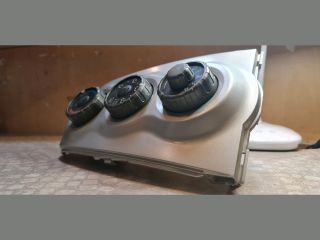 bontott TOYOTA YARIS Fűtéskapcsoló (manuális klímás)