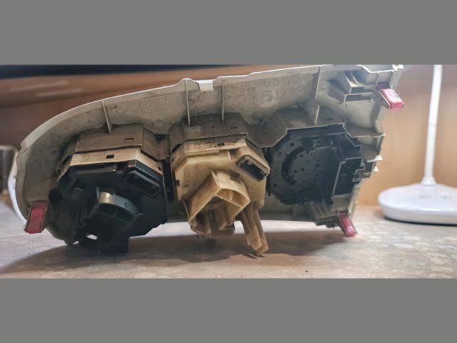 bontott TOYOTA YARIS Fűtéskapcsoló (manuális klímás)