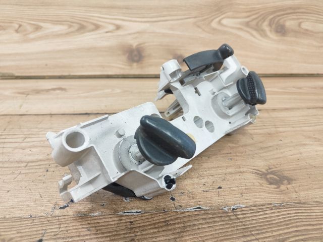 bontott TOYOTA YARIS Fűtéskapcsoló (Nem klímás)