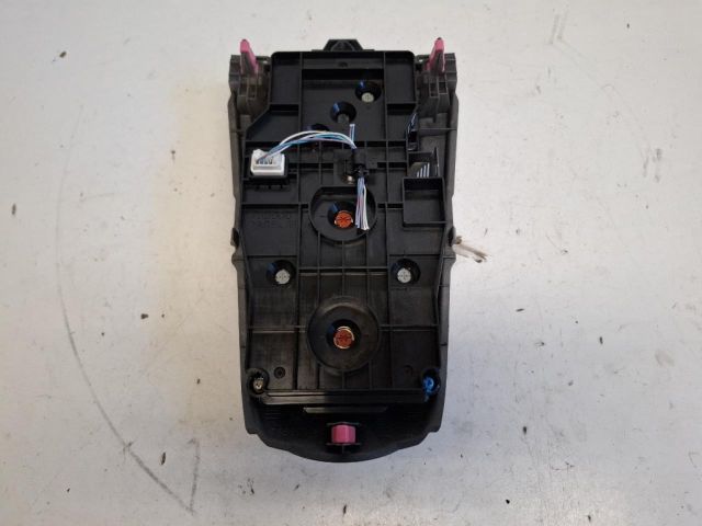 bontott TOYOTA YARIS Fűtéskapcsoló