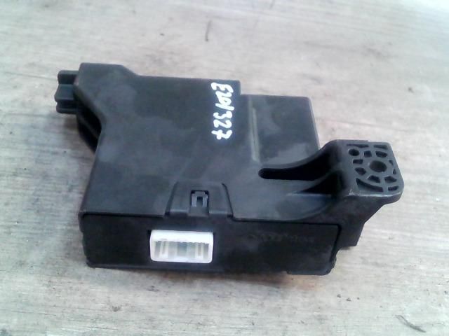 bontott TOYOTA YARIS Fűtéskapcsoló