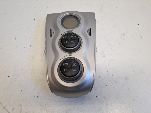 bontott TOYOTA YARIS Fűtéskapcsoló