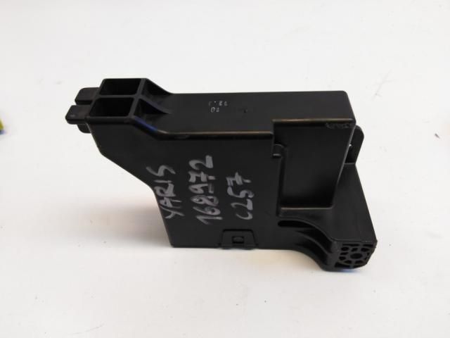 bontott TOYOTA YARIS Fűtéskapcsoló