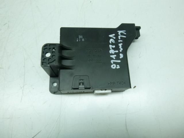 bontott TOYOTA YARIS Fűtéskapcsoló