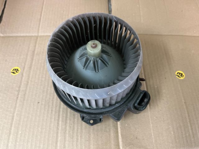 bontott TOYOTA YARIS Fűtőmotor (Klímás)