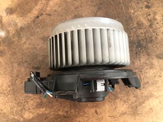 bontott TOYOTA YARIS Fűtőmotor (Klímás)