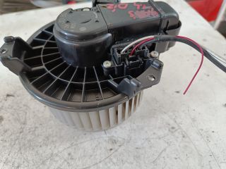 bontott TOYOTA YARIS Fűtőmotor (Klímás)