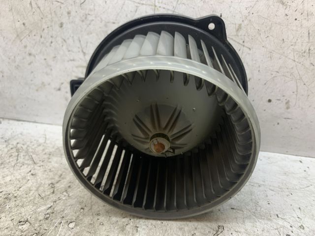 bontott TOYOTA YARIS Fűtőmotor (Klímás)