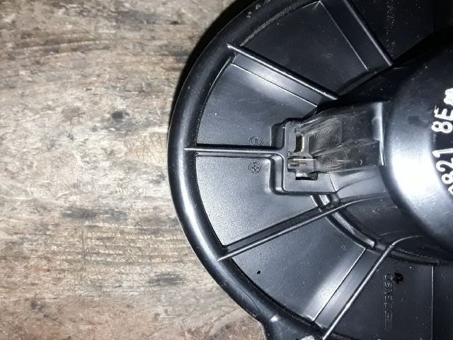 bontott TOYOTA YARIS Fűtőmotor (Klímás)