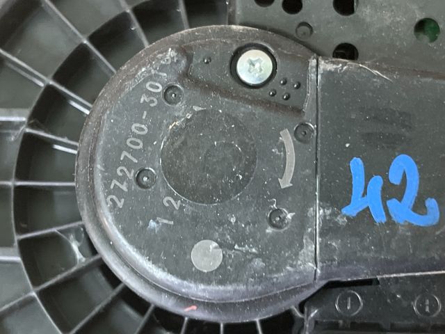 bontott TOYOTA YARIS Fűtőmotor (Klímás)