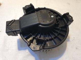 bontott TOYOTA YARIS Fűtőmotor (Klímás)