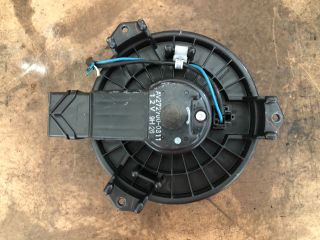 bontott TOYOTA YARIS Fűtőmotor (Klímás)