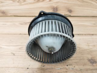 bontott TOYOTA YARIS Fűtőmotor (Klímás)