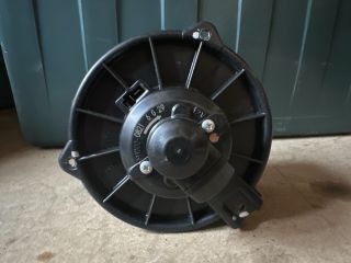 bontott TOYOTA YARIS Fűtőmotor (Klímás)