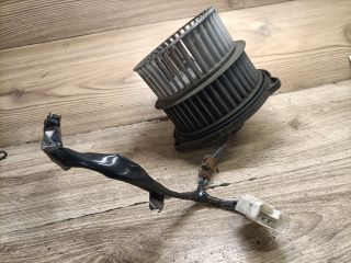 bontott TOYOTA YARIS Fűtőmotor (Nem klímás)