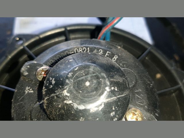 bontott TOYOTA YARIS Fűtőmotor (Nem klímás)