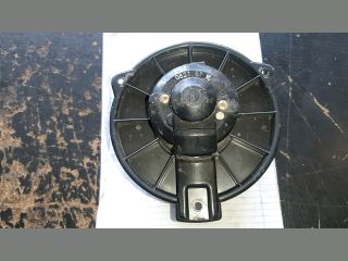 bontott TOYOTA YARIS Fűtőmotor (Nem klímás)