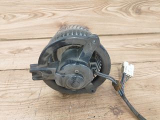 bontott TOYOTA YARIS Fűtőmotor (Nem klímás)