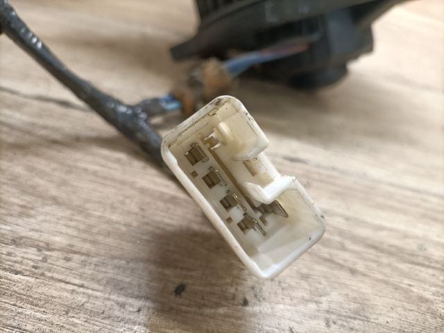 bontott TOYOTA YARIS Fűtőmotor (Nem klímás)