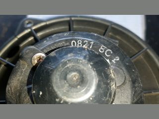 bontott TOYOTA YARIS Fűtőmotor (Nem klímás)