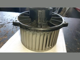 bontott TOYOTA YARIS Fűtőmotor (Nem klímás)