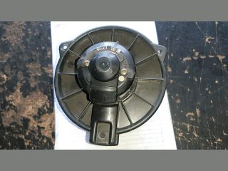 bontott TOYOTA YARIS Fűtőmotor (Nem klímás)