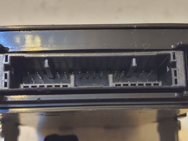 bontott TOYOTA YARIS Gateway Elektronika