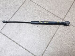 bontott TOYOTA YARIS Gázrugós Kitámasztó Teleszkóp Csomagtérajtó Jobb