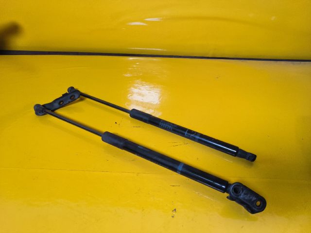 bontott TOYOTA YARIS Gázrugós Kitámasztó Teleszkóp Pár Csomagtérajtó