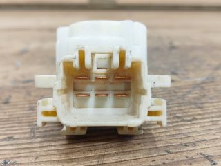 bontott TOYOTA YARIS Gyújtáskapcsoló Elektronika