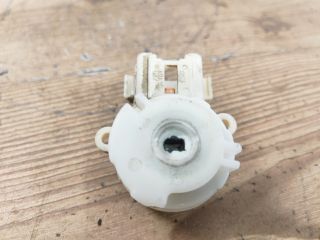 bontott TOYOTA YARIS Gyújtáskapcsoló Elektronika