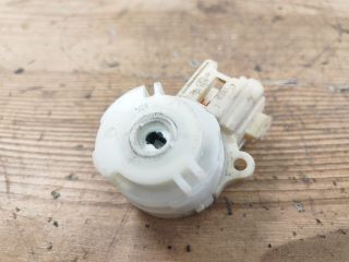 bontott TOYOTA YARIS Gyújtáskapcsoló Elektronika