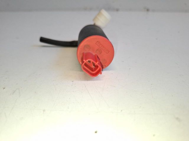 bontott TOYOTA YARIS Hátsó Ablakmosó Szivattyú