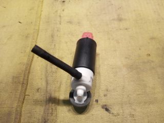 bontott TOYOTA YARIS Hátsó Ablakmosó Szivattyú