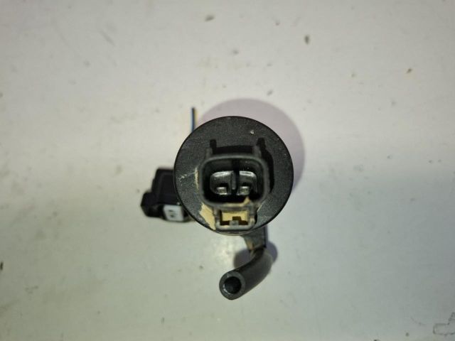 bontott TOYOTA YARIS Hátsó Ablakmosó Szivattyú