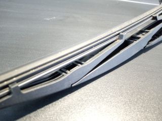 bontott TOYOTA YARIS Hátsó Ablaktörlő Kar