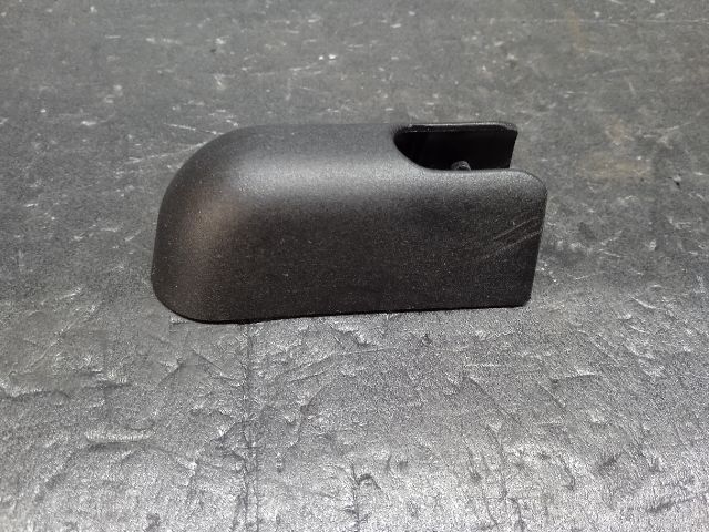 bontott TOYOTA YARIS Hátsó Ablaktörlő Kar