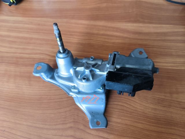 bontott TOYOTA YARIS Hátsó Ablaktörlő Motor
