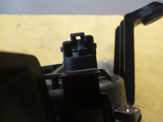 bontott TOYOTA YARIS Hátsó Ablaktörlő Motor