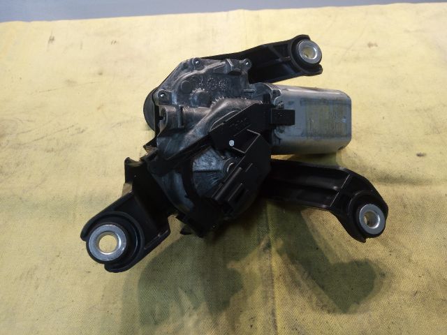 bontott TOYOTA YARIS Hátsó Ablaktörlő Motor