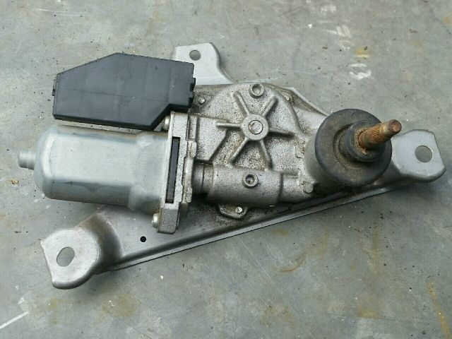 bontott TOYOTA YARIS Hátsó Ablaktörlő Motor